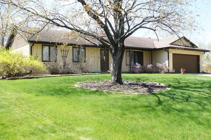 11468 Yucca St NW, Coon Rapids, MN 55433