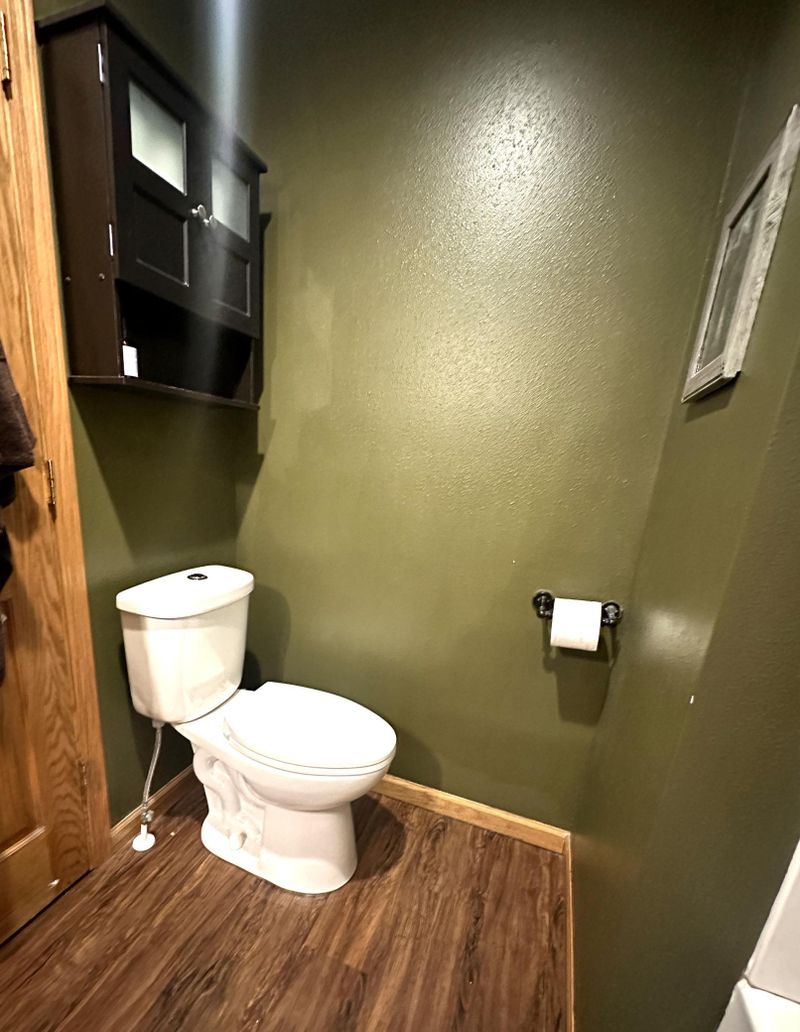 529 S 5th St, La Crescent, MN 55947