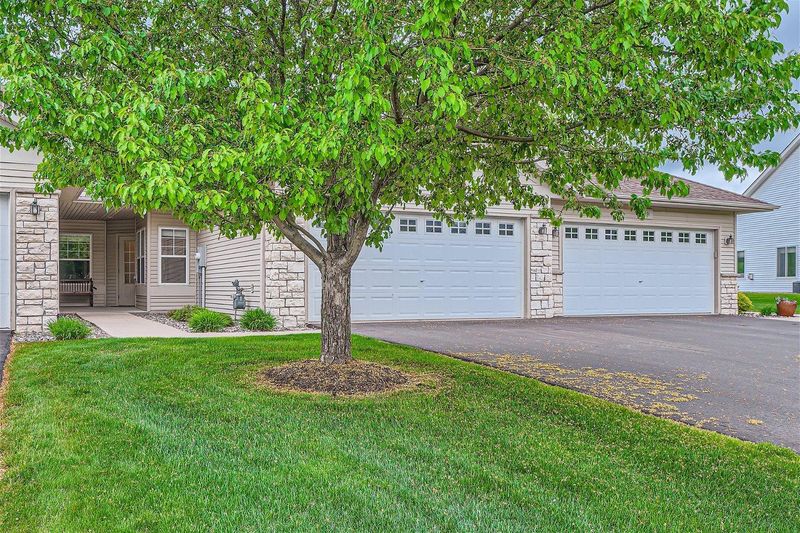 7407 Timber Crest Dr S, Cottage Grove, MN 55016