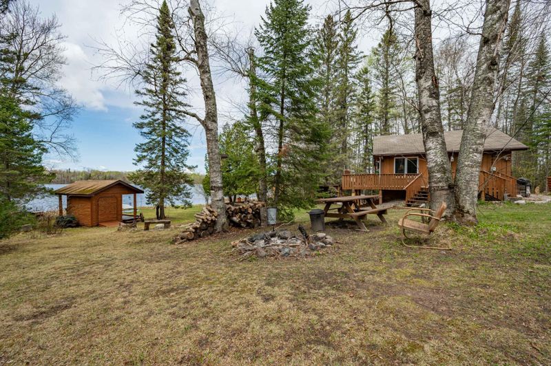 24669 E Snaptail Lake Ln, Bovey, MN 55709
