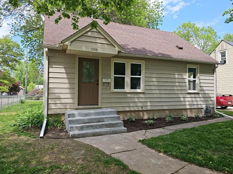 1008 13th Ave SW, Austin, MN 55912