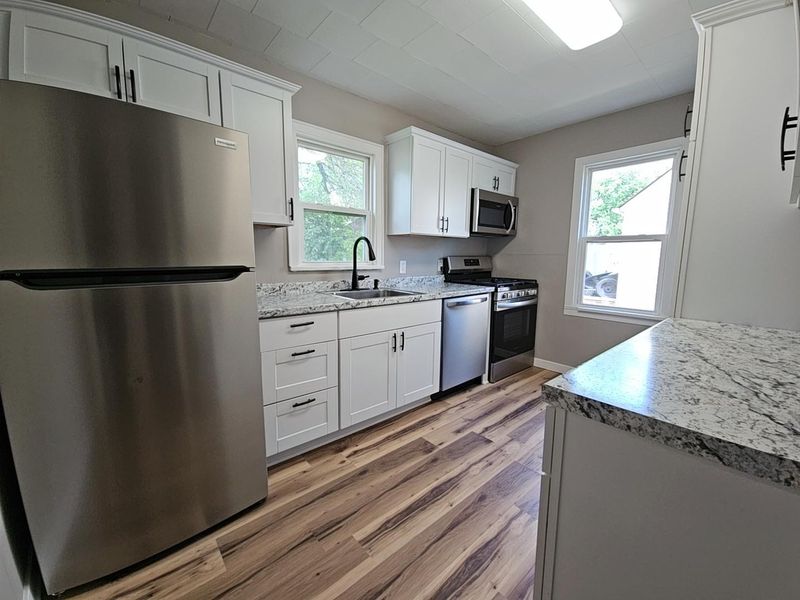 1008 13th Ave SW, Austin, MN 55912