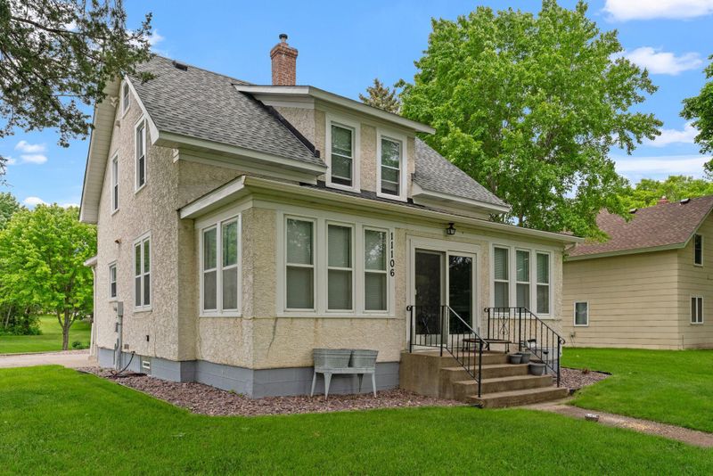11106 River Rd NE, Hanover, MN 55341