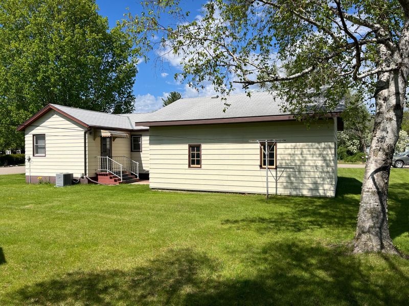700 Holden Ave, Henning, MN 56551