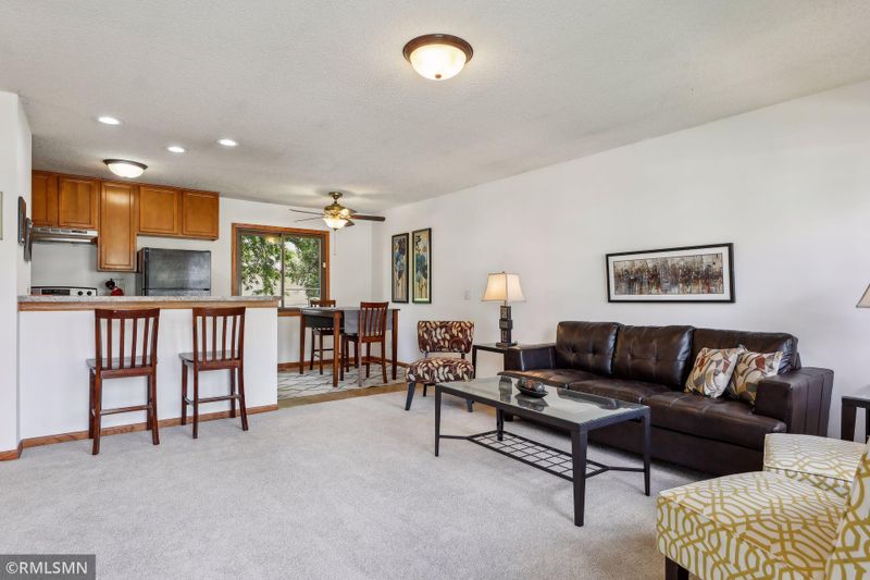 252 Robie St E, Saint Paul, MN 55107