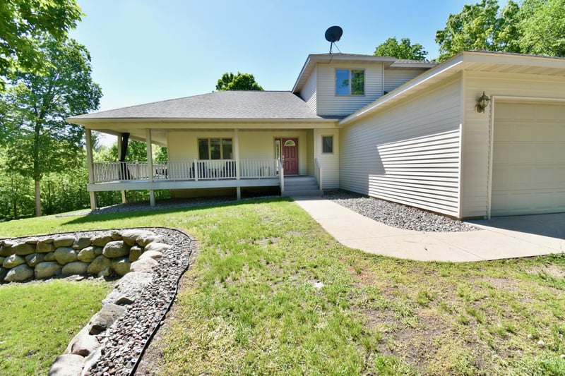 1935 110th Ave, Holdingford, MN 56340