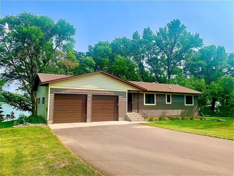 23344 Red Rock Shores Dr SW, Hoffman, MN 56339