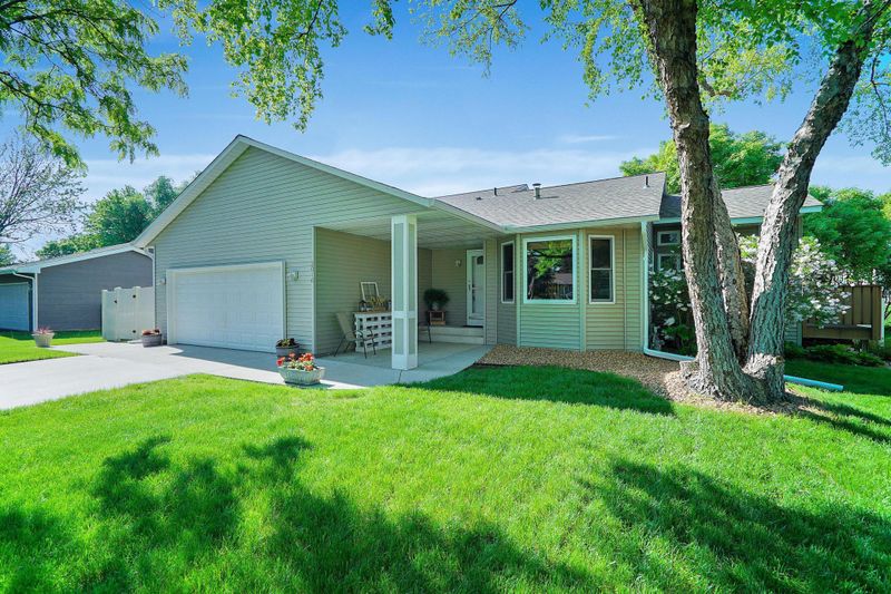2016 Murphy Ave, Shakopee, MN 55379