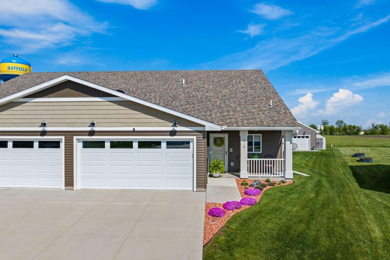 919 3rd Ave SE, Hayfield, MN 55940