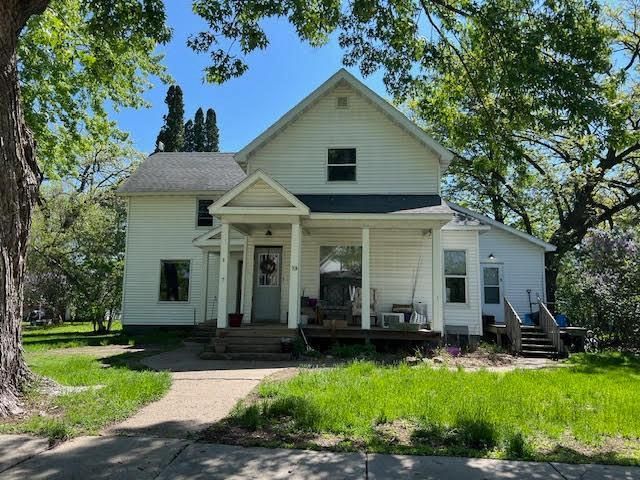 705 Highland Ave, Little Falls, MN 56345