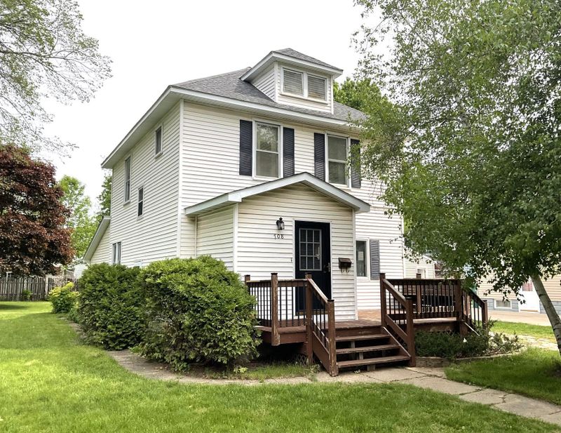 708 6th Ave NW, Austin, MN 55912