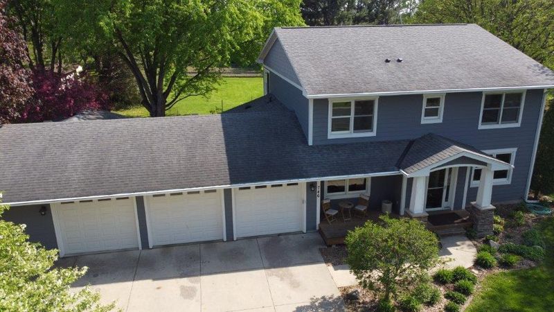 746 Golden Meadow Rd, Eagan, MN 55123