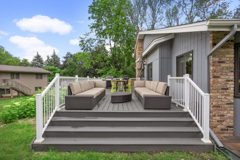 9338 Sheffield Cir S, Minneapolis, MN 55437