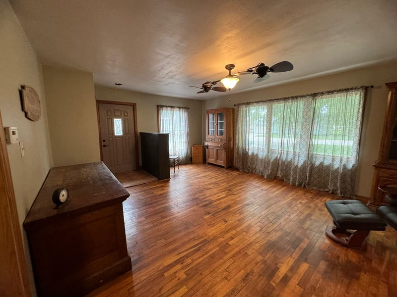 209 Rohrer St, Round Lake, MN 56167
