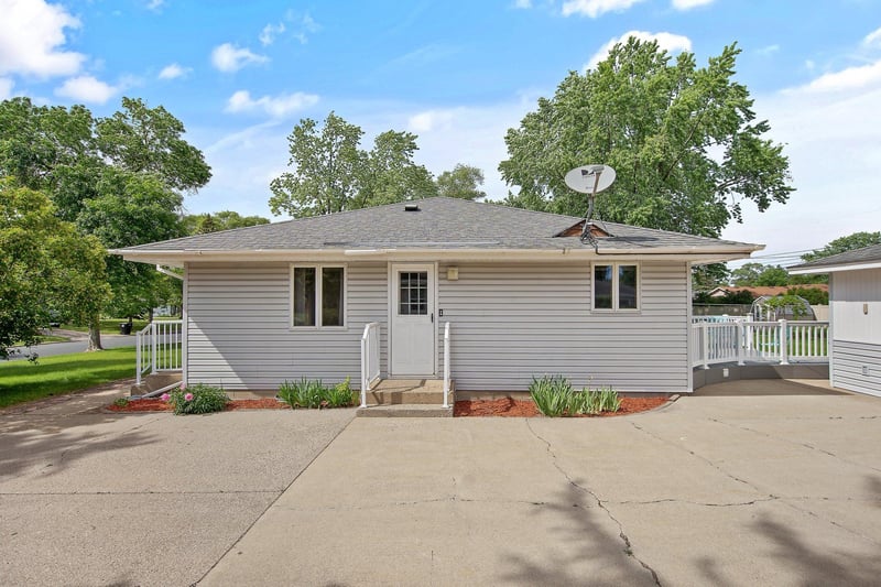 11127 Bittersweet St NW, Minneapolis, MN 55433