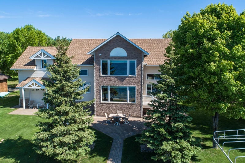 39116 Rokmar Trl, Battle Lake, MN 56515