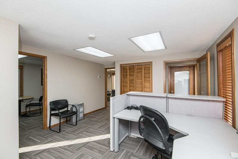 19 N Airport Rd, Dodge Center, MN 55927
