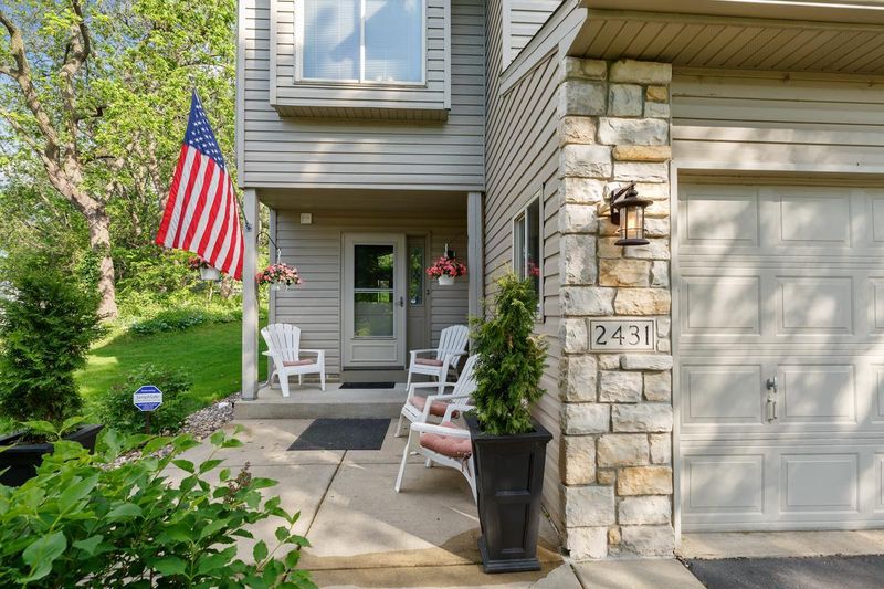 2431 Birn Hill Dr, Faribault, MN 55021