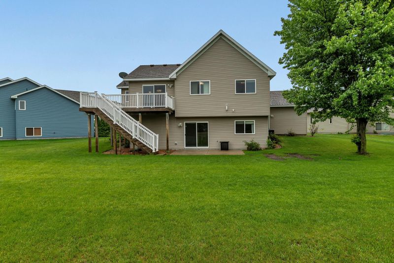1217 Cory Ln, Saint Cloud, MN 56303