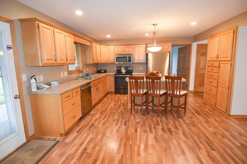 14372 340th St NE, Middle River, MN 56737