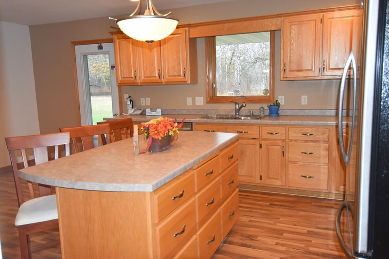 14372 340th St NE, Middle River, MN 56737
