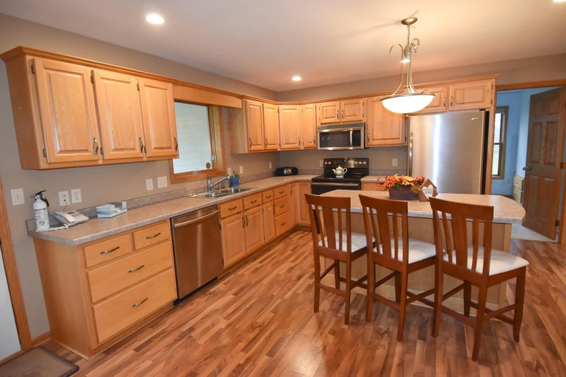 14372 340th St NE, Middle River, MN 56737