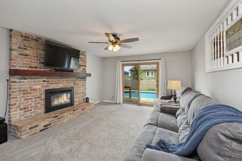1121 Lilac Ct, Hastings, MN 55033