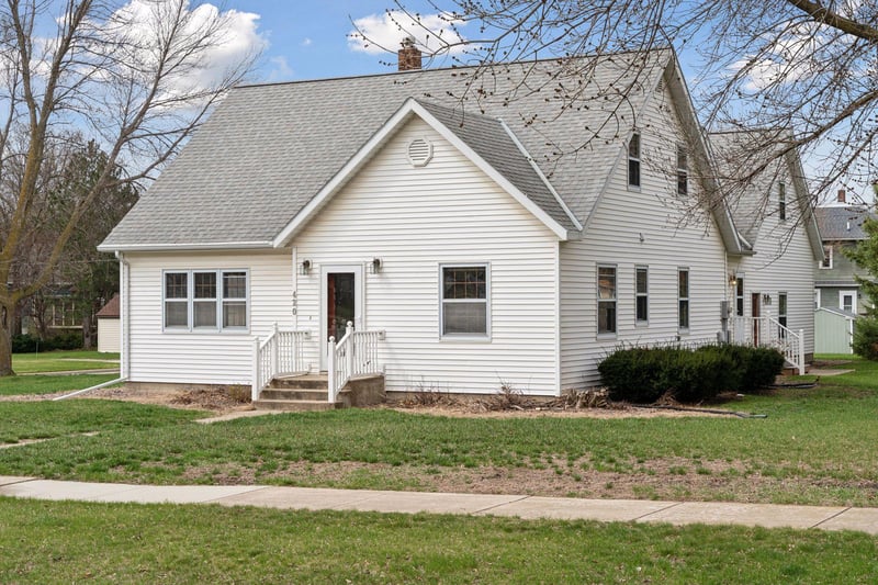420 1st Ave, Sacred Heart, MN 56285