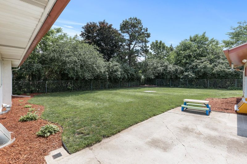 2210 Spruce Pl, White Bear Lake, MN 55110