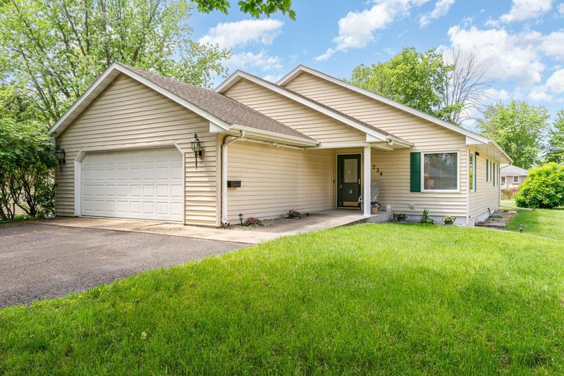 234 S Walnut St, Belle Plaine, MN 56011