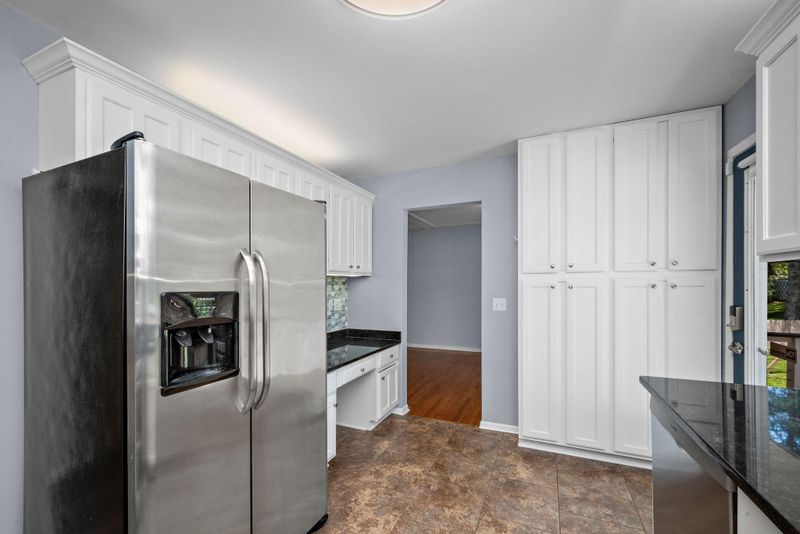 4404 Galtier St, Shoreview, MN 55126