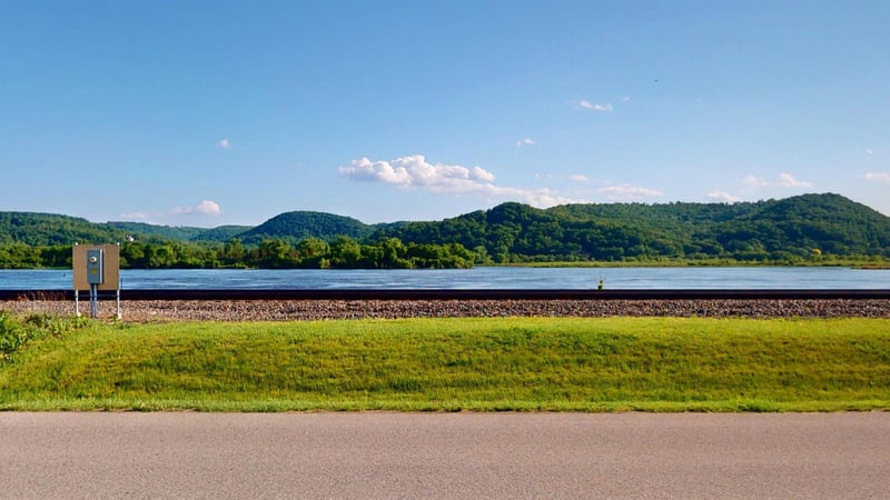 24612 1st St, Trempealeau, WI 54661