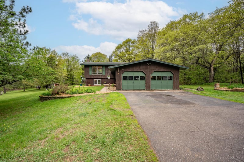 6990 Riverside Rd, Iron River, WI 54847