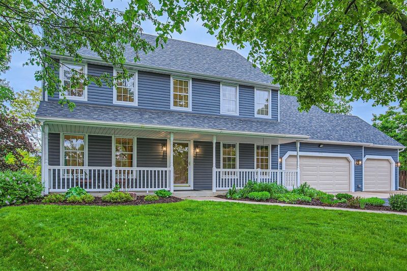 1955 Orchard Dr, Woodbury, MN 55125