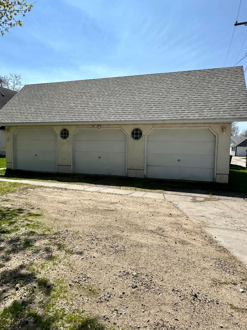 902 2nd St, International Falls, MN 56649