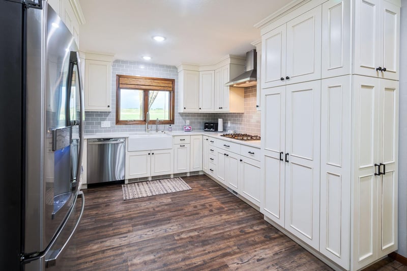 1655 17th St, Windom, MN 56101
