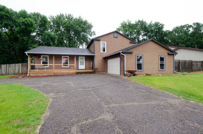977 122nd Ln NW, Coon Rapids, MN 55448