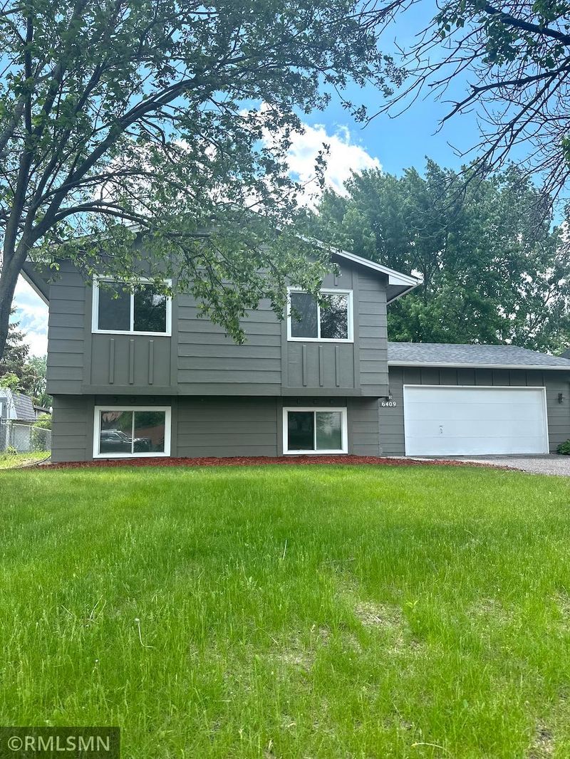 6409 112th Pl N, Champlin, MN 55316