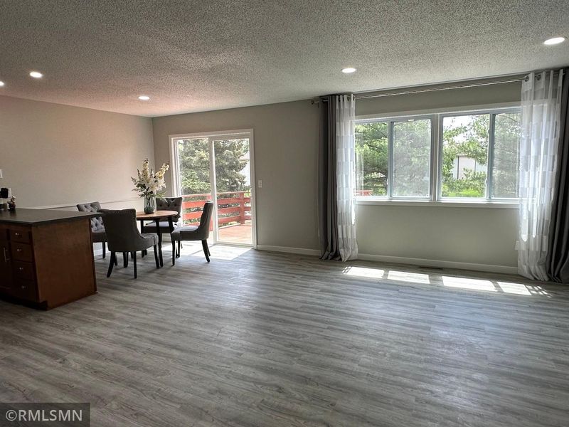 6409 112th Pl N, Champlin, MN 55316