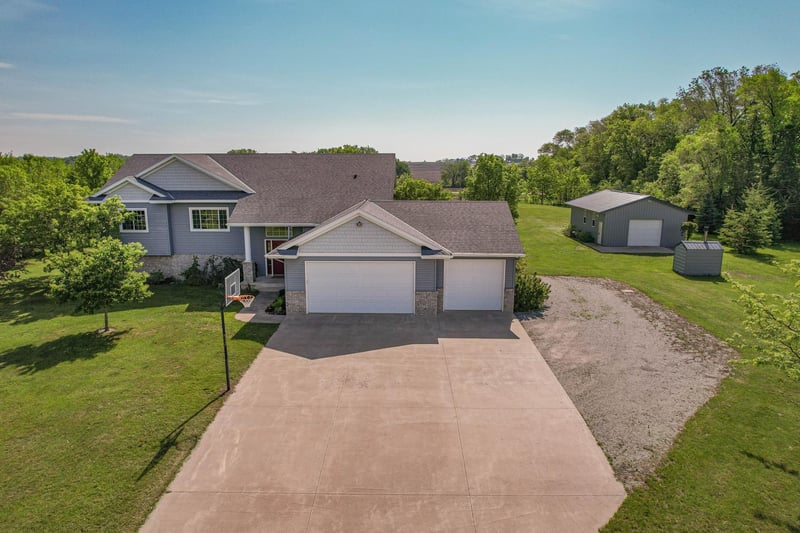 33302 Sandhill Cir, Albany, MN 56307