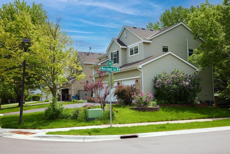 17609 91st Ave N, Maple Grove, MN 55311