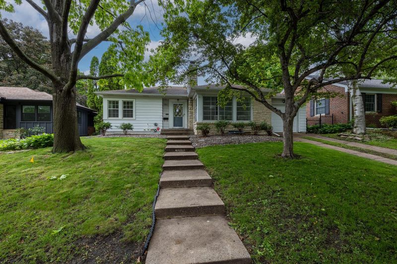 1861 Bohland Ave, Saint Paul, MN 55116