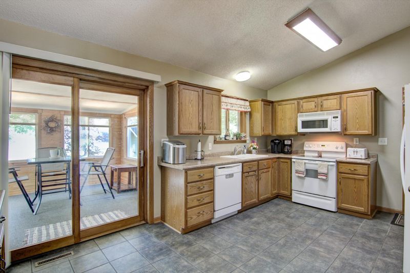 1201 Marilyn Ave, Durand, WI 54736