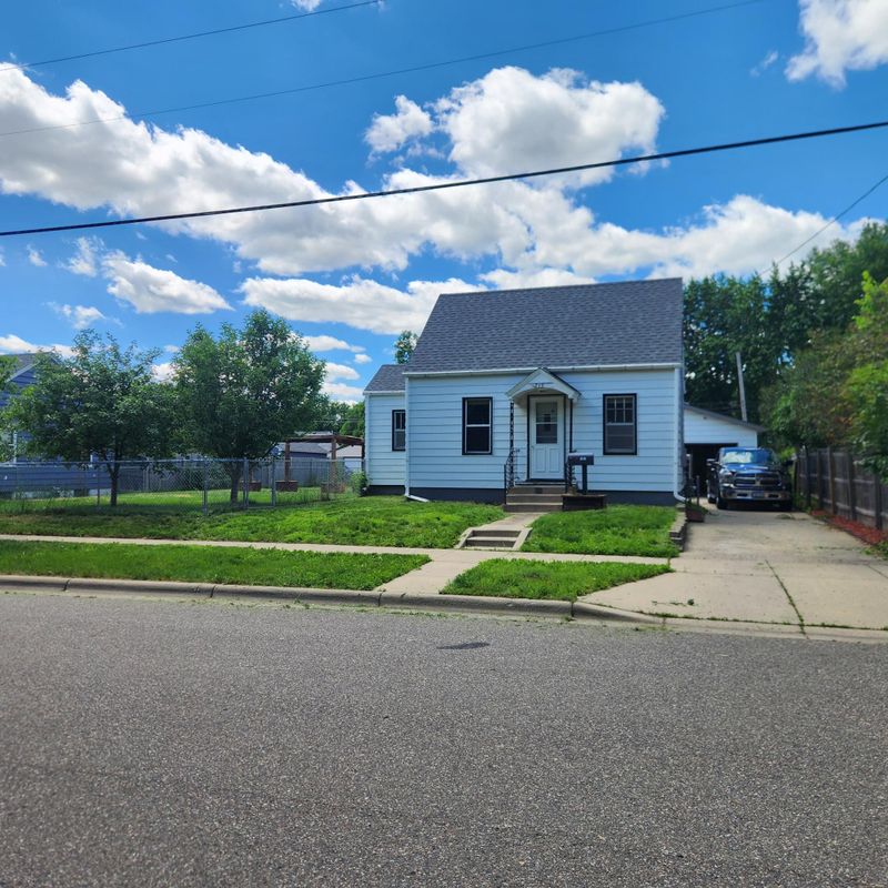 215 30th Ave N, Saint Cloud, MN 56303