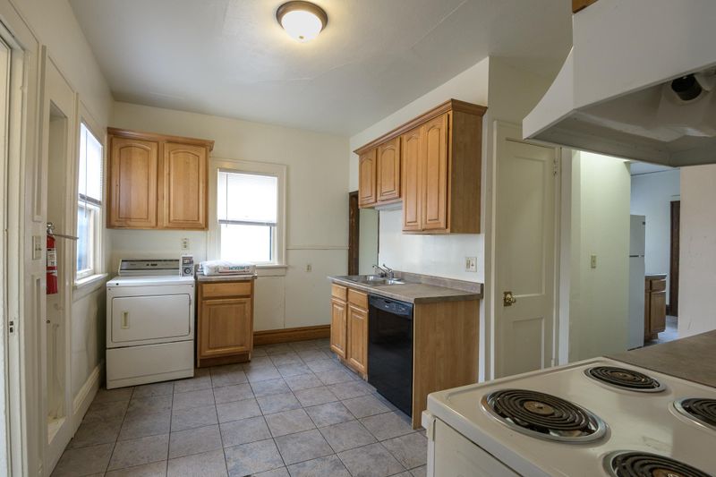 607 8th Ave S, Saint Cloud, MN 56301