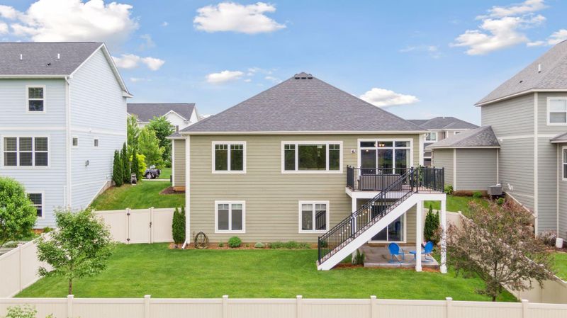 253 Primrose Pa N, Bayport, MN 55003