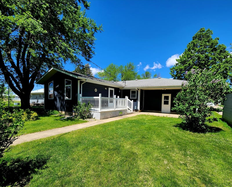 239 Rock St, Holland, MN 56139
