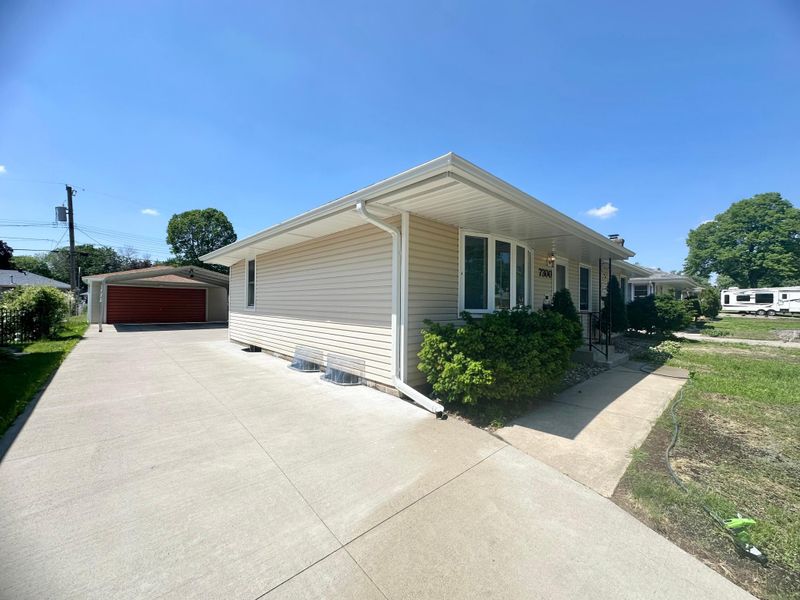 7300 15th Ave S, Minneapolis, MN 55423