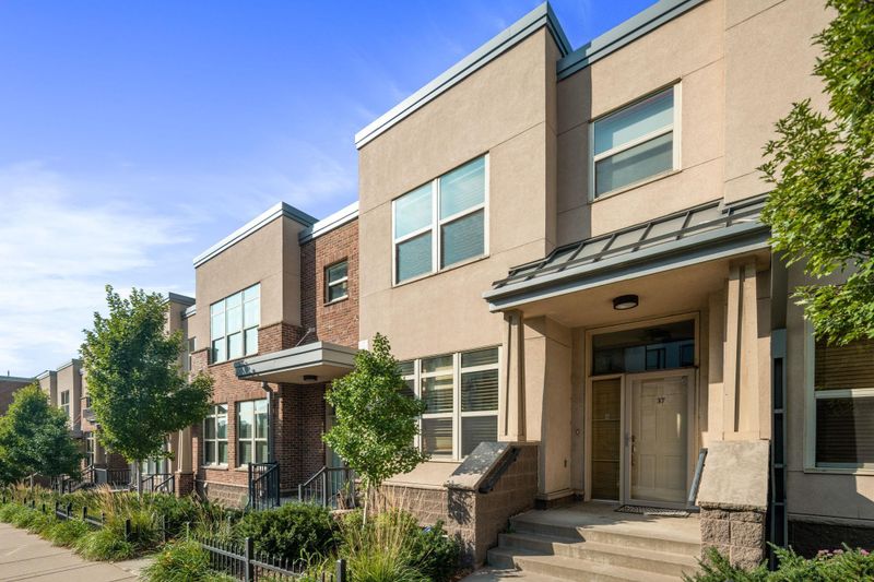 221 1st Ave NE #37, Minneapolis, MN 55413