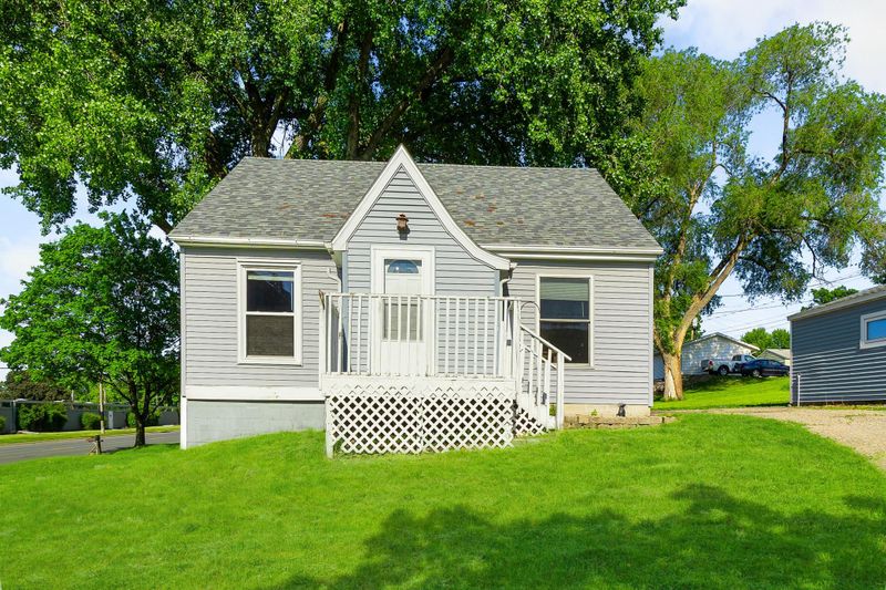 634 3rd Ave W, Shakopee, MN 55379
